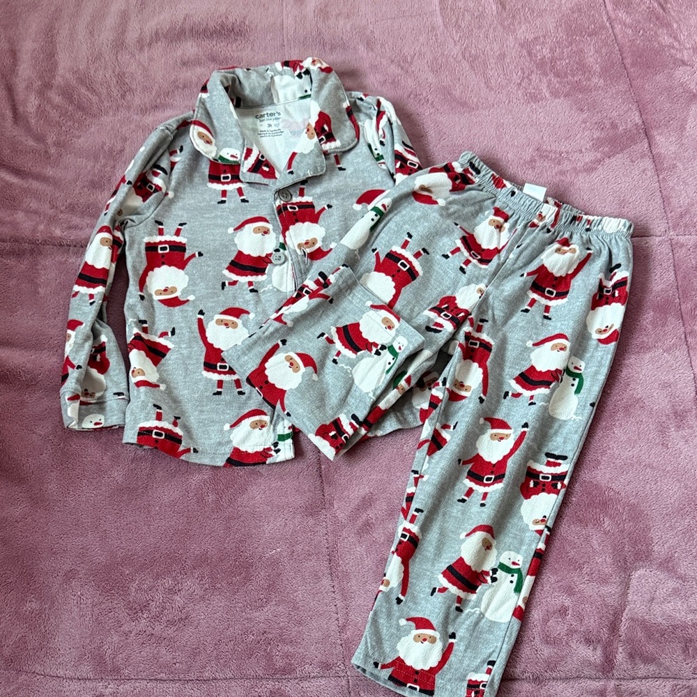 Carter's Festive Santa Gray Pajama Set
